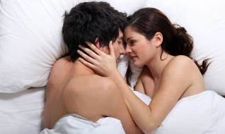 Pravidelný sexuálny život pozitívne ovplyvňuje mužského tela